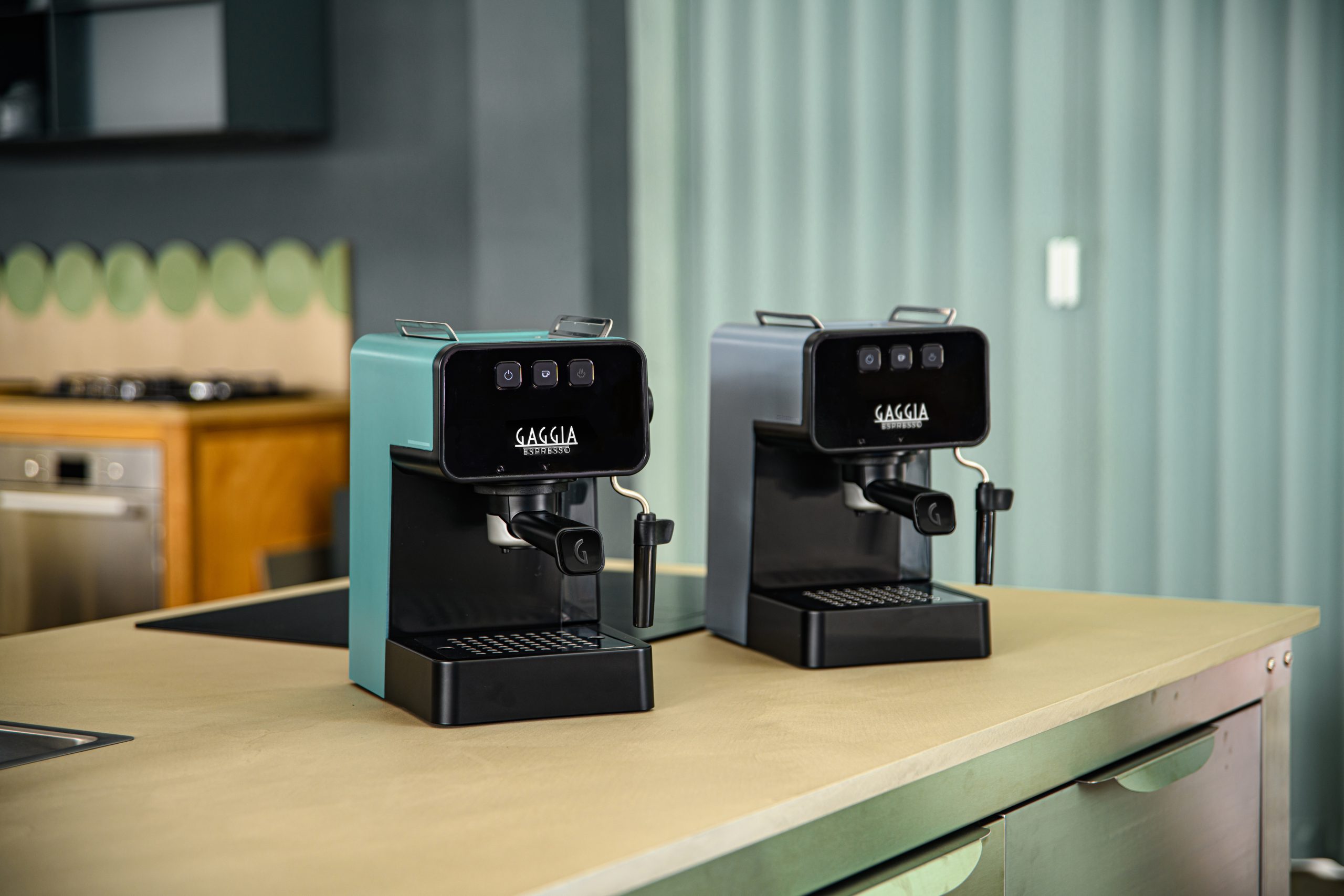 Рожковая кофеварка Gaggia Espresso De Luxe Green — изображение 3