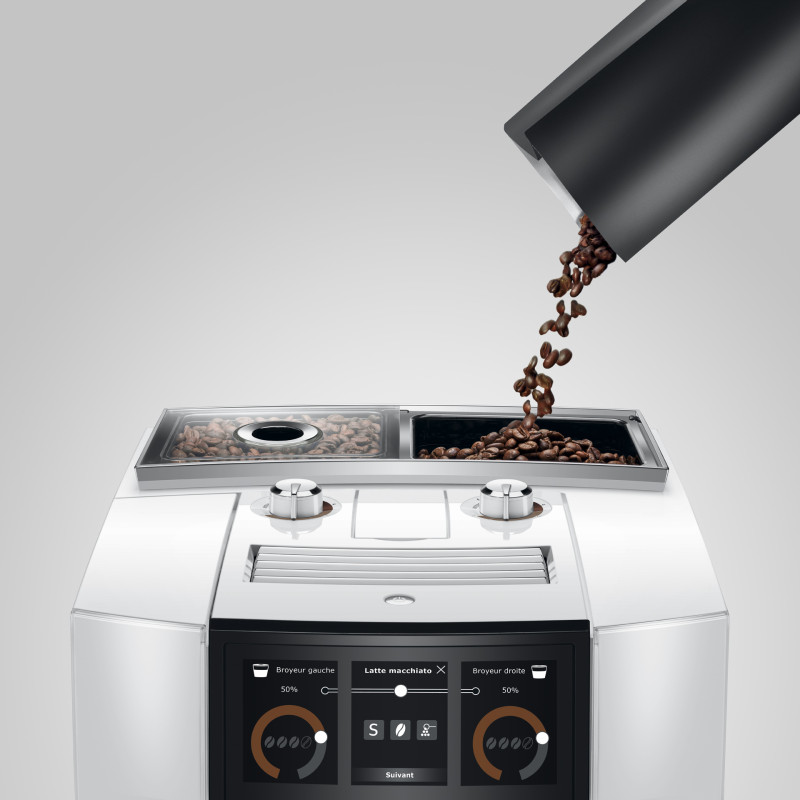 Автоматическая кофеварка Jura J8 Twin Diamond White EA — изображение 9