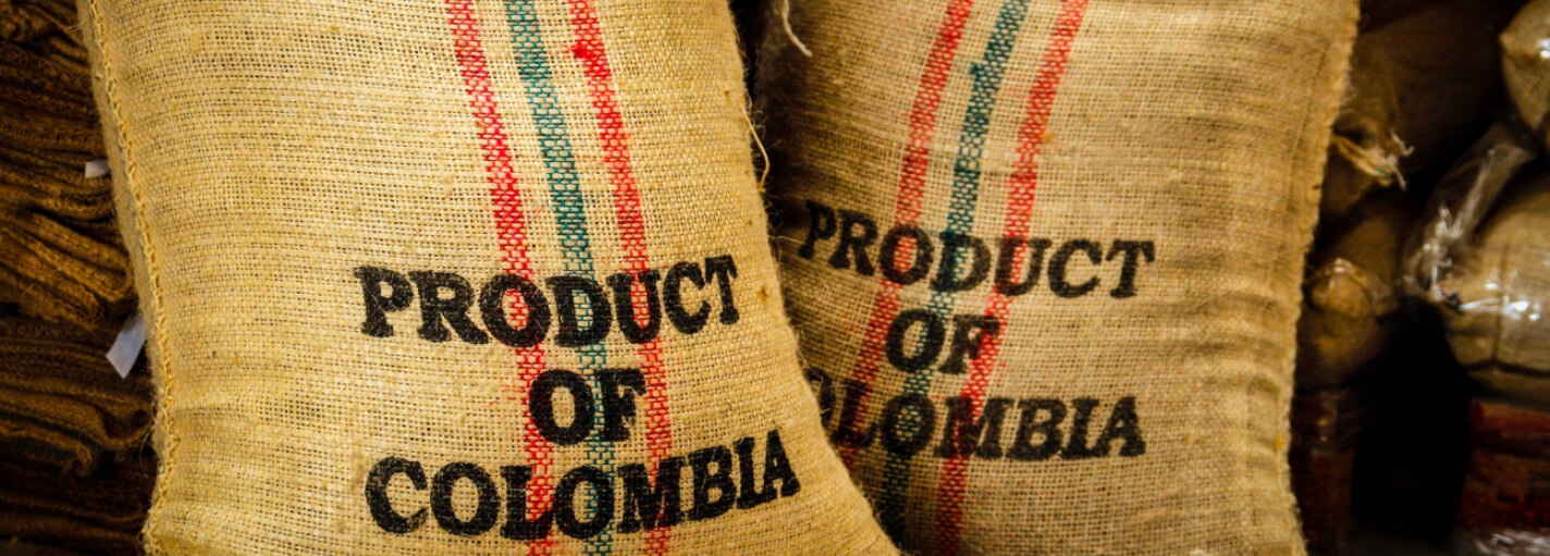 Джутовые мешки с колумбийским зеленым кофе Product of Colombia